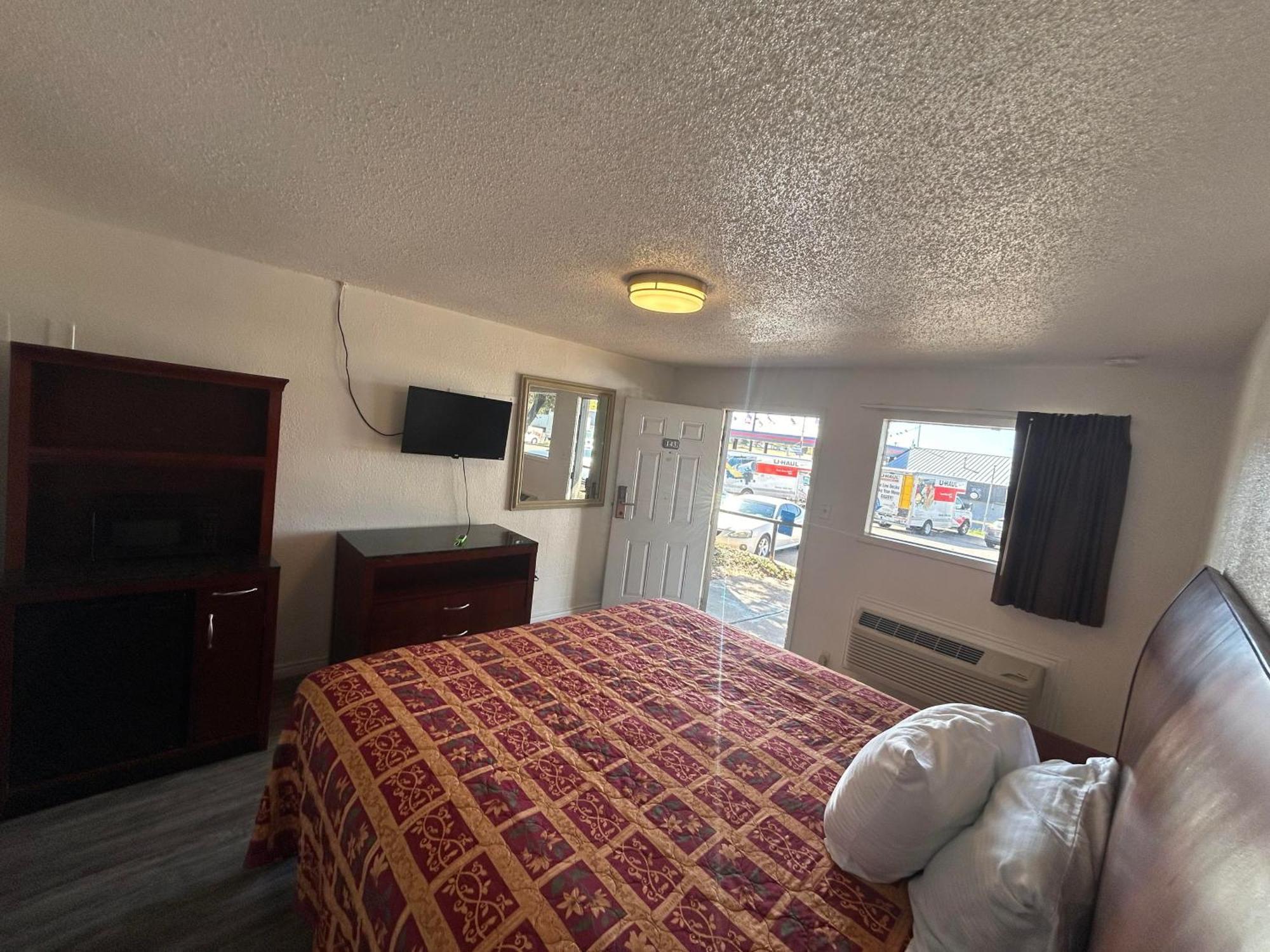 Quest Inn Уэтерфорд Экстерьер фото