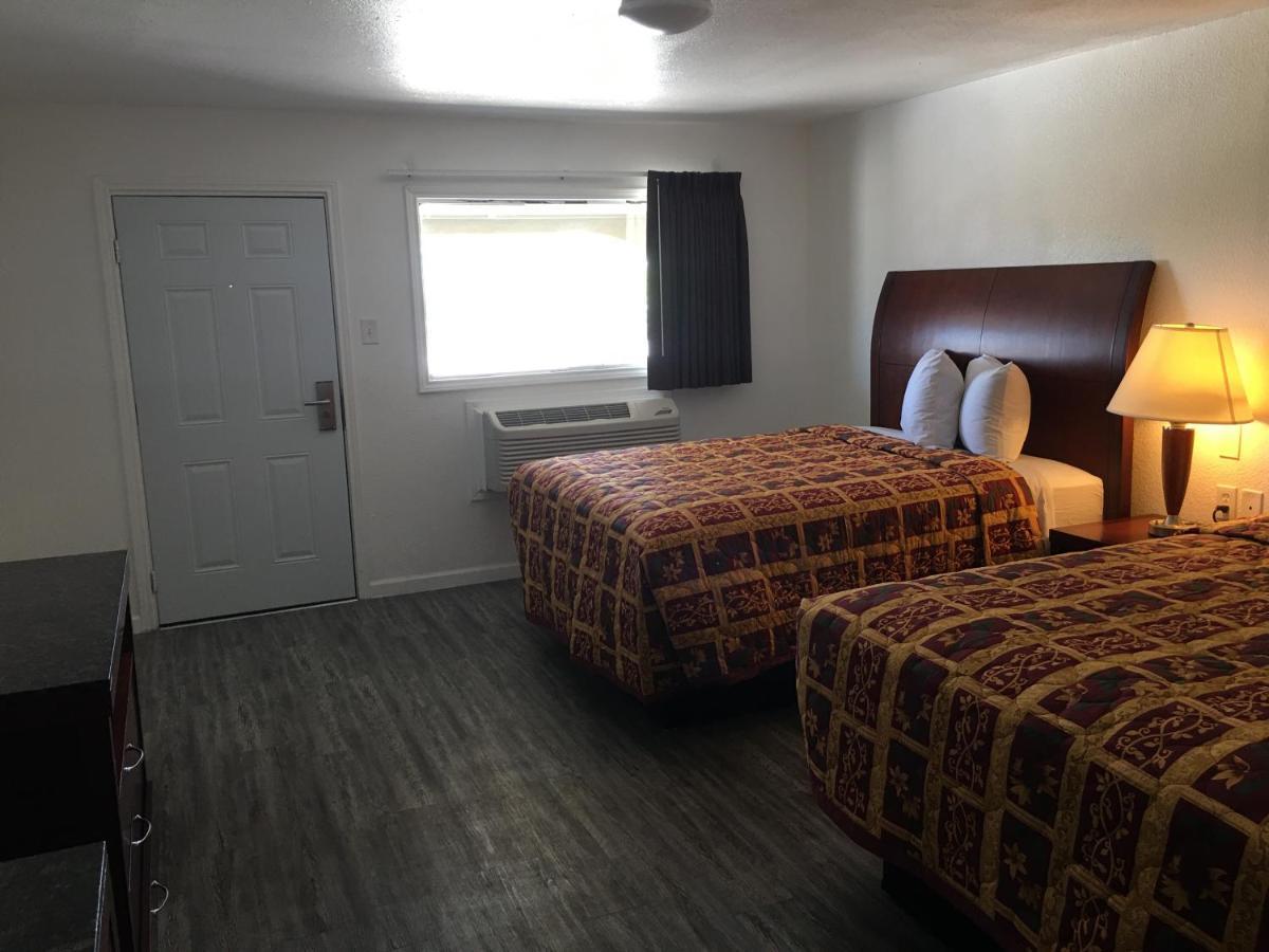 Quest Inn Уэтерфорд Экстерьер фото